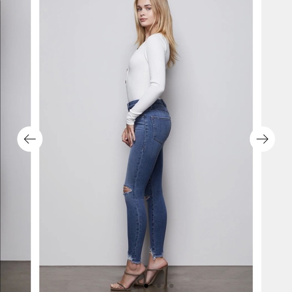 $175 Good American Good Waist Released Chew Jeans Size - High Rise Distressed - Picture 4 of 11